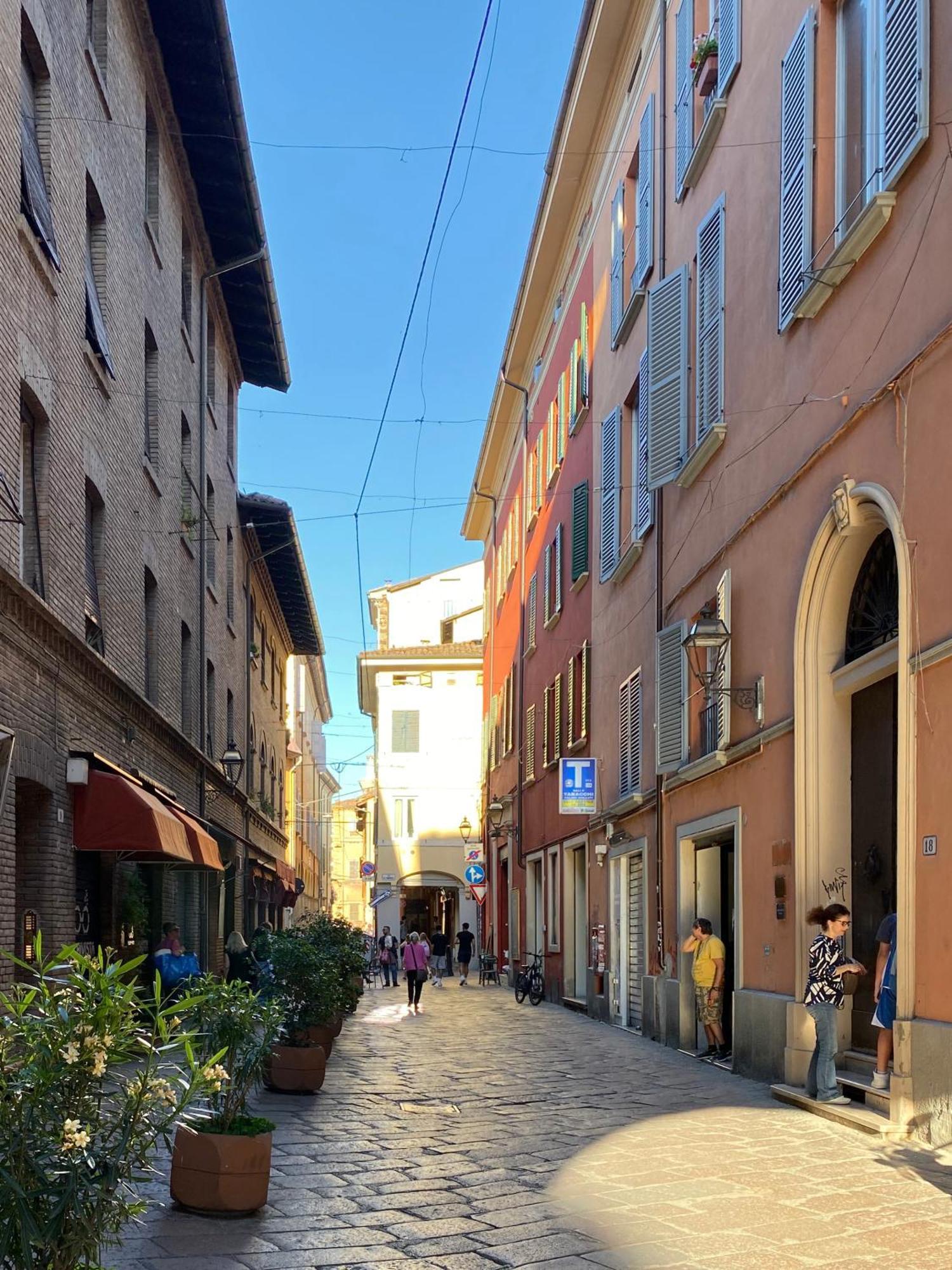 Porta Nova, Bologna By Short Holidays Ngoại thất bức ảnh